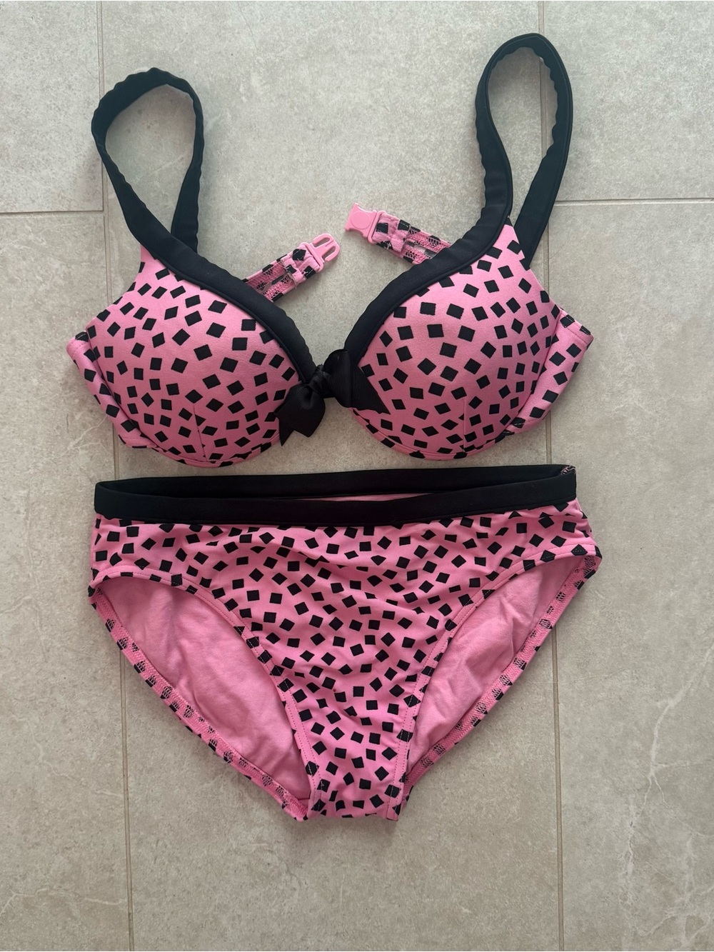 Be creative Pink & Black Geo Print Bikini Set